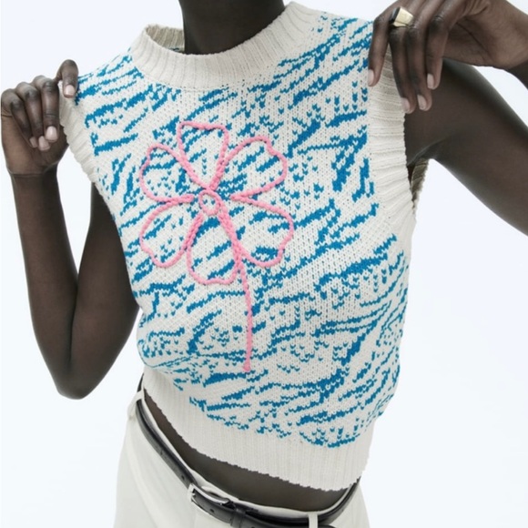 NWOT ZARA Embroidered Floral Knit Sweater Vest - Picture 2 of 9